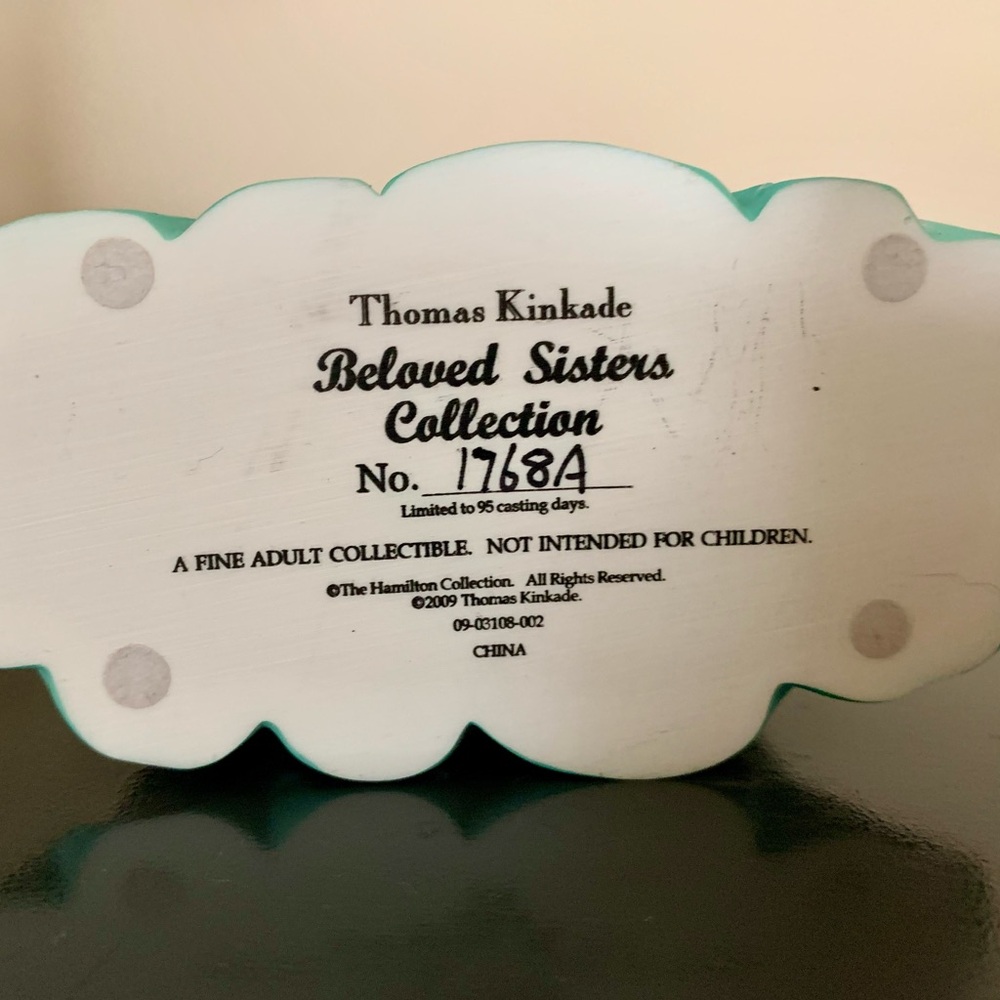 LN THOMAS KINCADE BELOVED SISTERS COLLECTION. AUTHENTIC #1768A. PERFECT GIFT👯♀️ - Picture 8 of 8